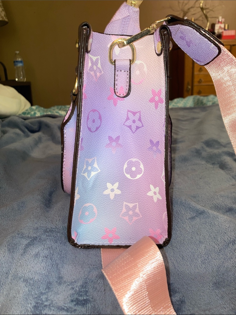 Designer-Inspired Lavender Floral Tote with Pink Strap - Picture 4 of 9